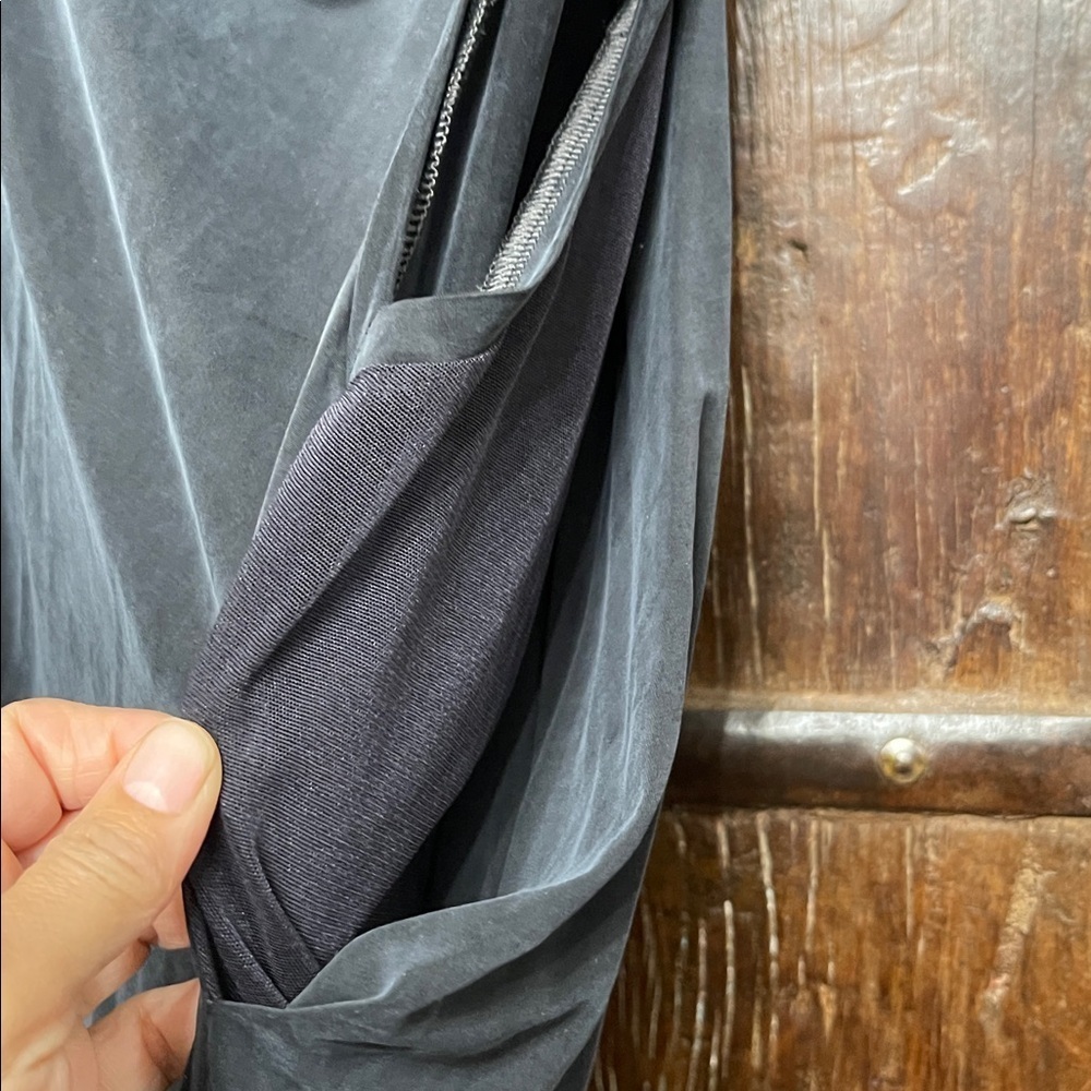 Lululemon Black Sleeveless Mock NeckTank Dress | Size 4 | HIGH NECK | ATHLEISURE - Picture 3 of 8